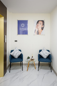 Estiva Clinic เอสทีว่า คลินิก — exterior
