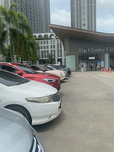 The Chance Clinic เดอะ ชานซ์ คลินิก I ฟิลเลอร์ปากI ปรับรูปหน้าIรักษาฝ้า รอยดำสิว หลุมสิว — exterior