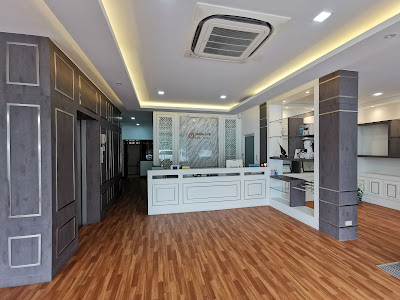 Absolute Hair Clinic — exterior