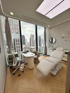 MICHIKO Clinic (Emsphere Branch) มิชิโกะคลินิก สาขาเอ็มสเฟียร์ — exterior