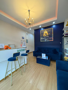 นิวควีน คลินิกเวชกรรม New Queen clinic. — exterior